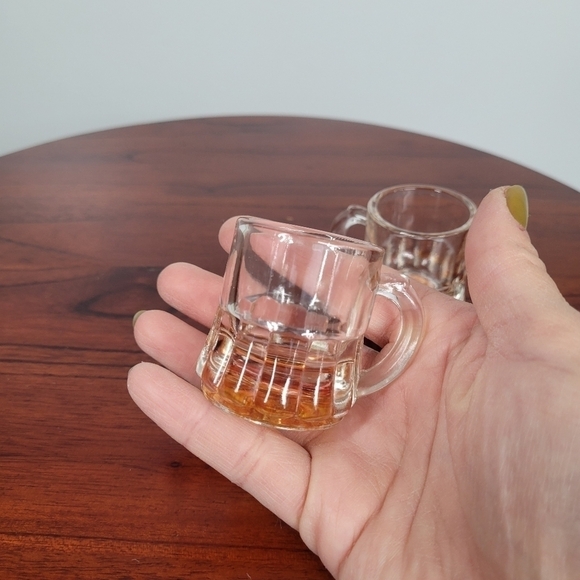 Set 2 Vintage Federal Glass MINI BEER MUG SHOT GLASS Amber Bottom MCM 1950s - Picture 12 of 16